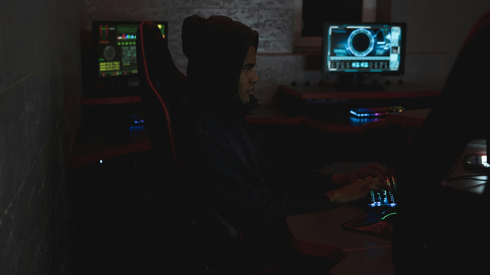 Cybersecurity Career Path: From IT to Security Analyst — photo by Tima Miroshnichenko via Pexels